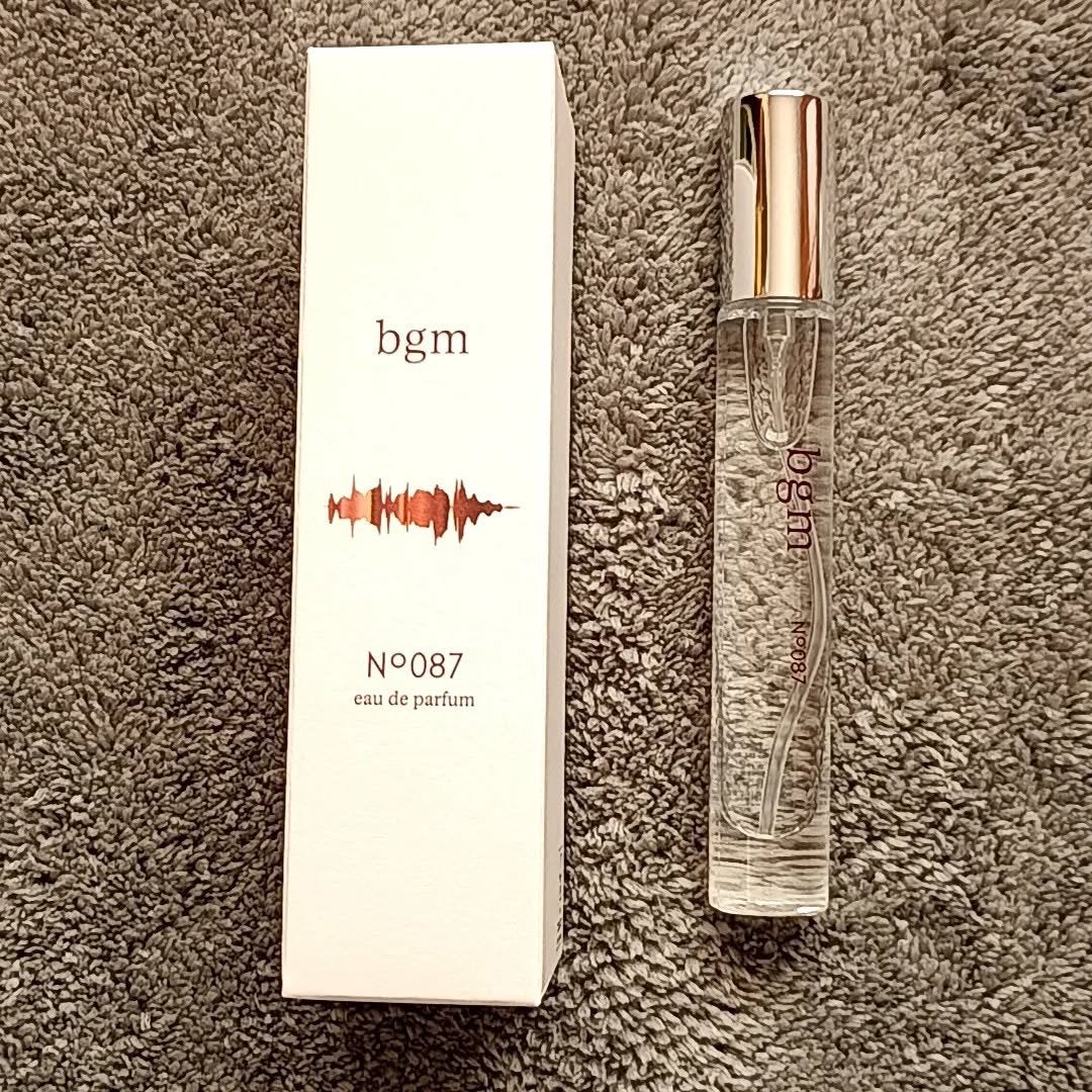 ライジングウェーブ フリー サンセットピンク オードトワレ MINI/ライジングウェーブ/香水(レディース)を使ったクチコミ(4枚目)