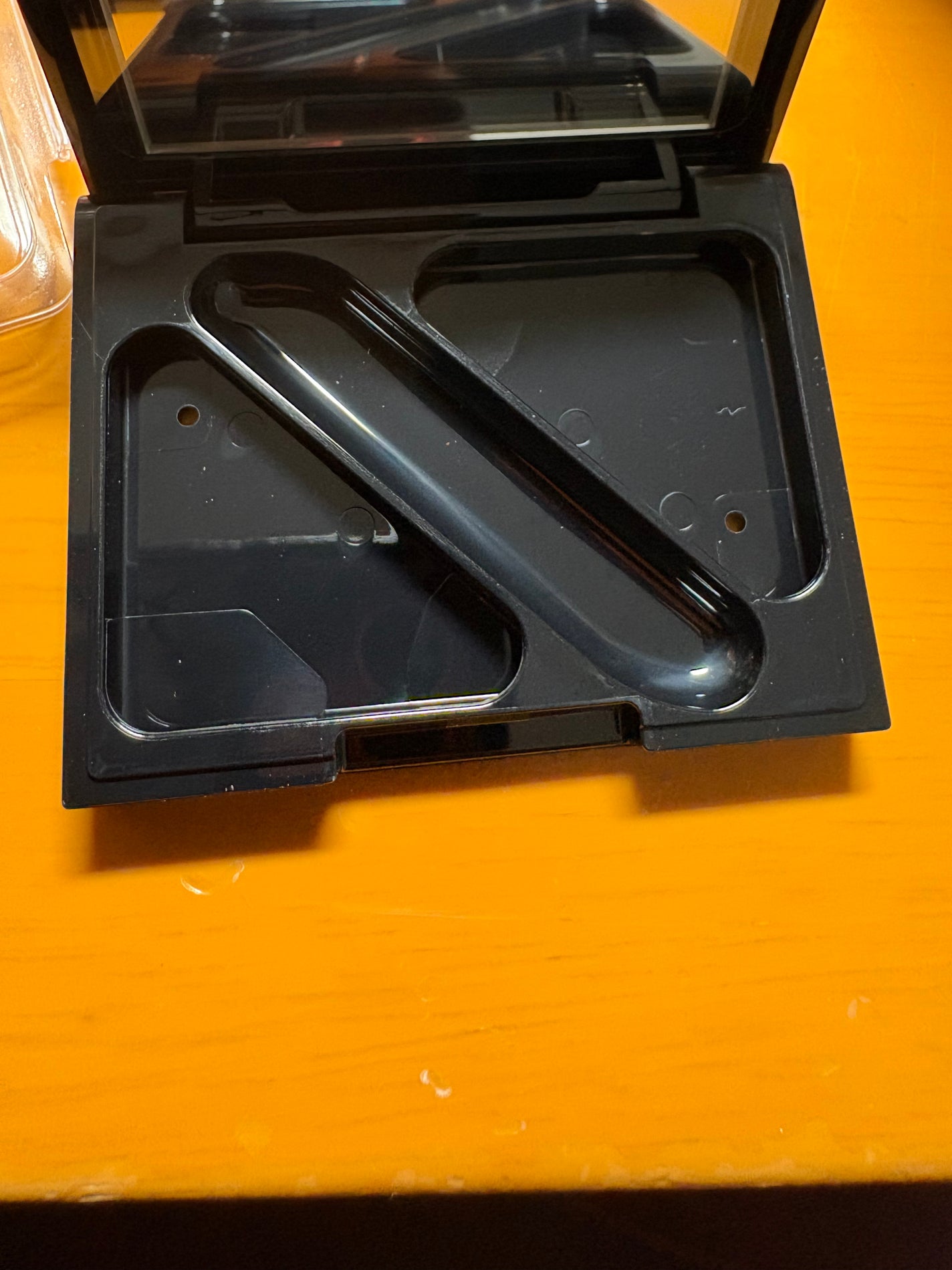 アイオープナー/MARY QUANT/単色アイシャドウを使ったクチコミ(4枚目)