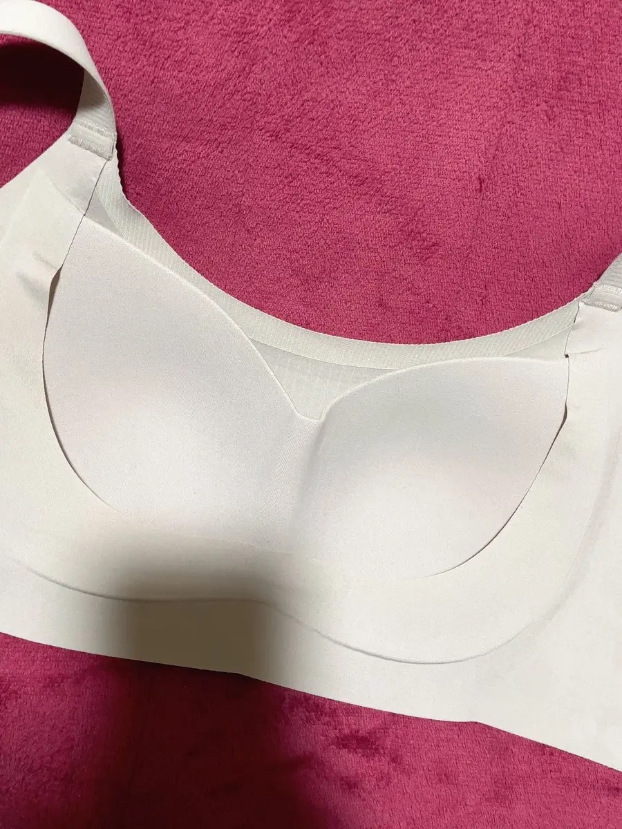 胸を小さく見せるブラ/VEIMIA/その他を使ったクチコミ（3枚目）