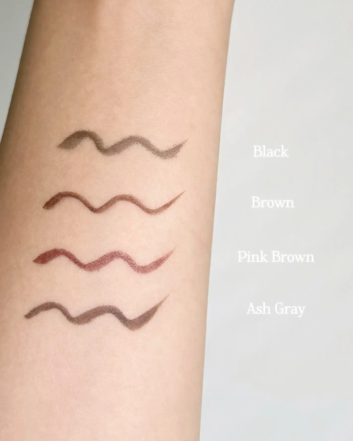 アヴァンセ ジョリ・エ ジョリ・エ リキッドアイライナー/アヴァンセ/リキッドアイライナーを使ったクチコミ（3枚目）