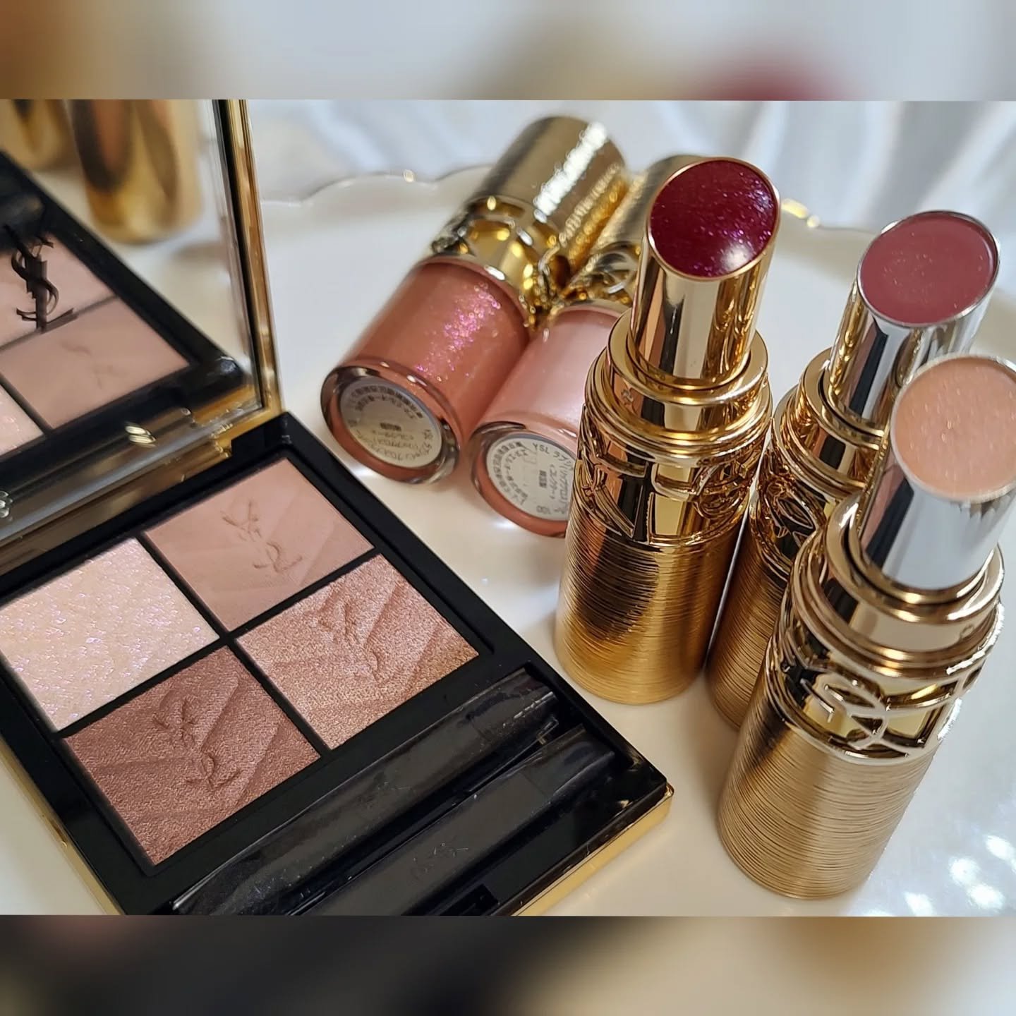 限定アイシャドウパレット】クチュール ミニ クラッチ｜YVES SAINT