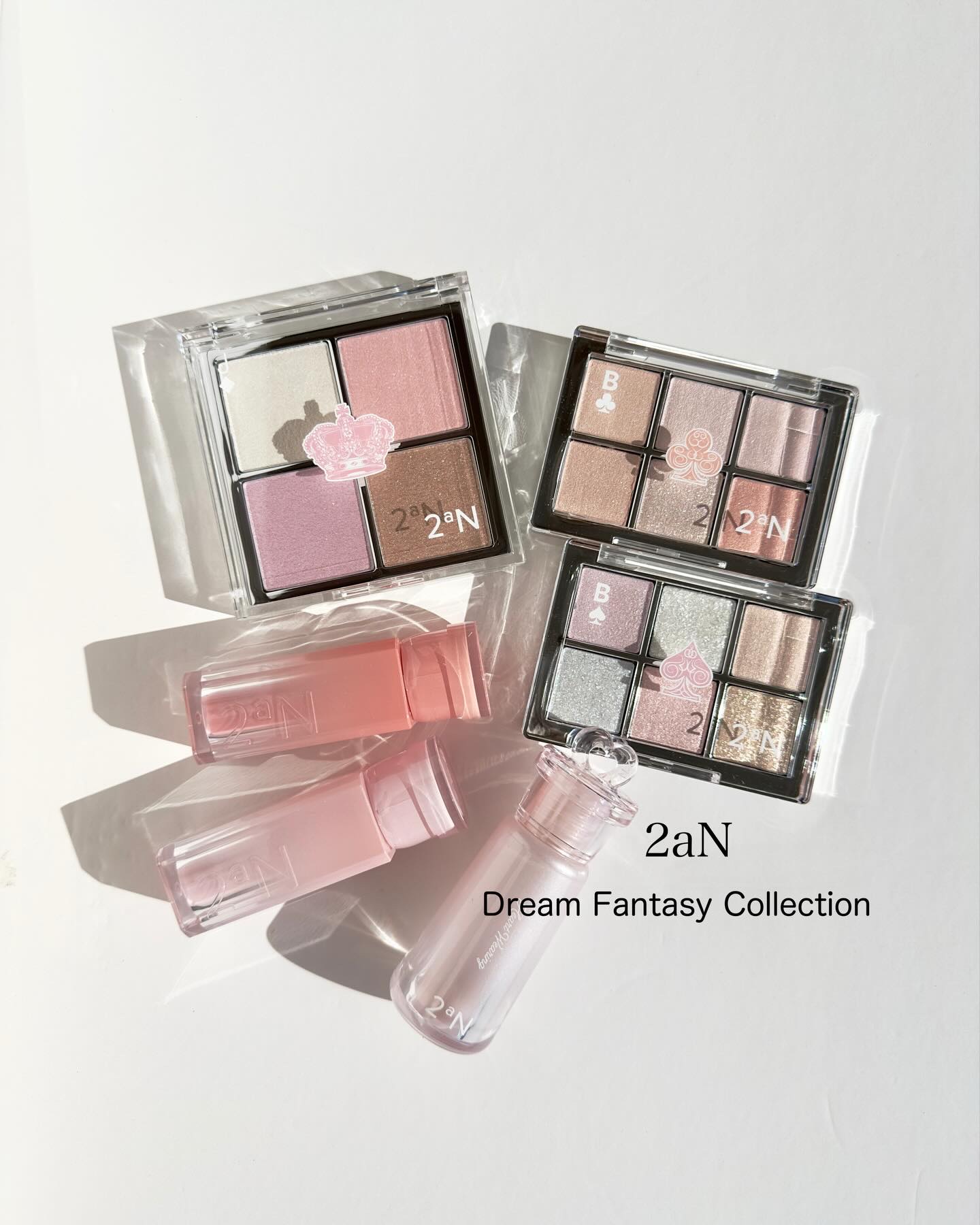 .

@2an_official_jp 

ホリデーシーズンにぴったりな多彩なパールが可愛い
ドリームファンタジーコレクション❄️✨

☑︎ベターミーアイパレット
(( 17 Dreamy Land / 18 Whisper Land ))