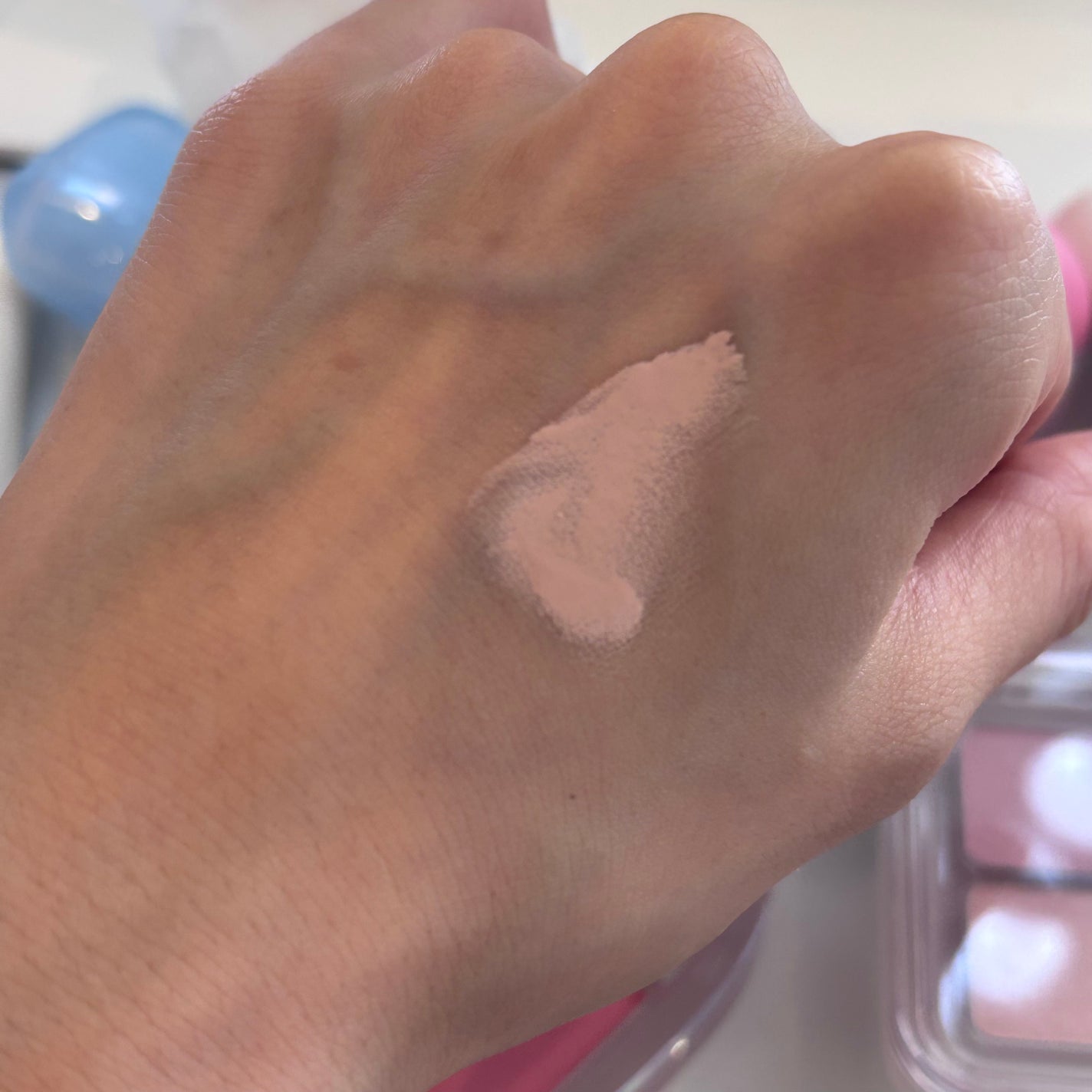 ビーベルベットファンデーション/espoir/リキッドファンデーションを使ったクチコミ(3枚目)