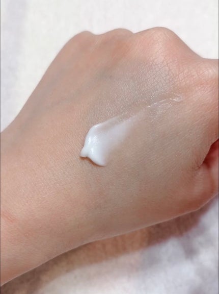 HUG ハンドクリーム/reblocell/ハンドクリームを使ったクチコミ(4枚目)