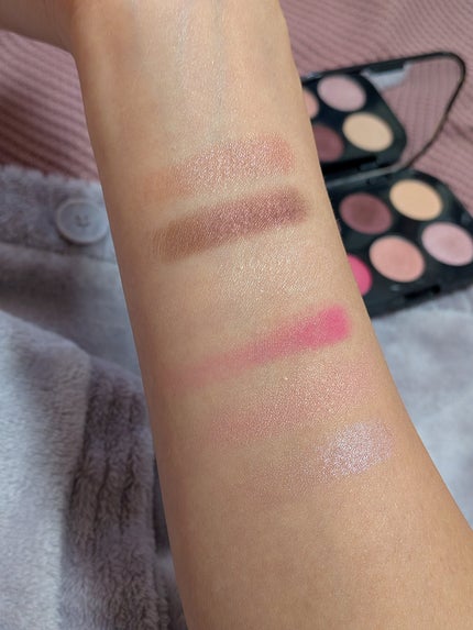 コネクト イン カラー アイシャドウ パレット × 6/M・A・C/アイシャドウパレットを使ったクチコミ(4枚目)