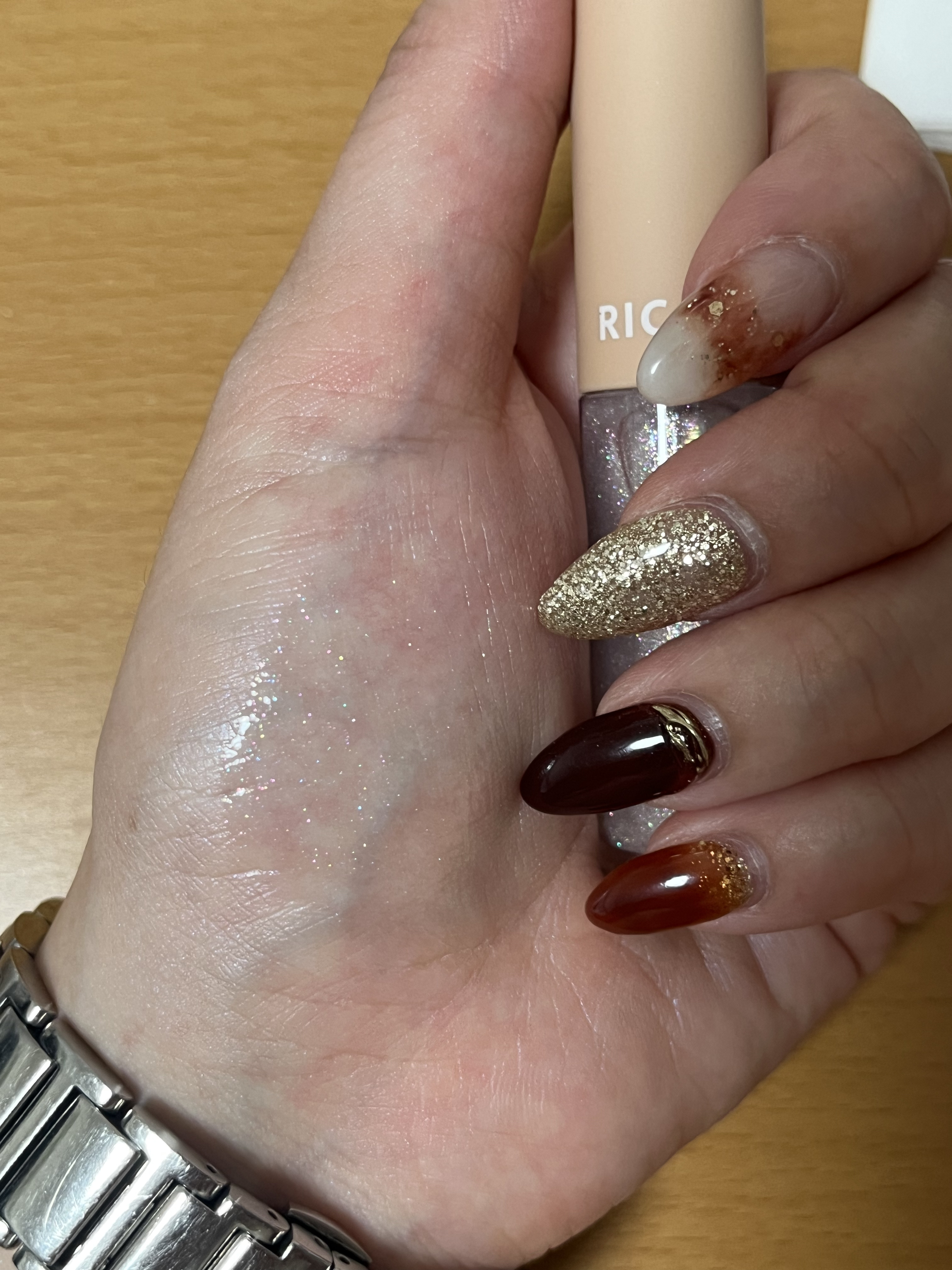 テンアント・モイス/RICAFROSH/リップグロスを使ったクチコミ（3枚目）