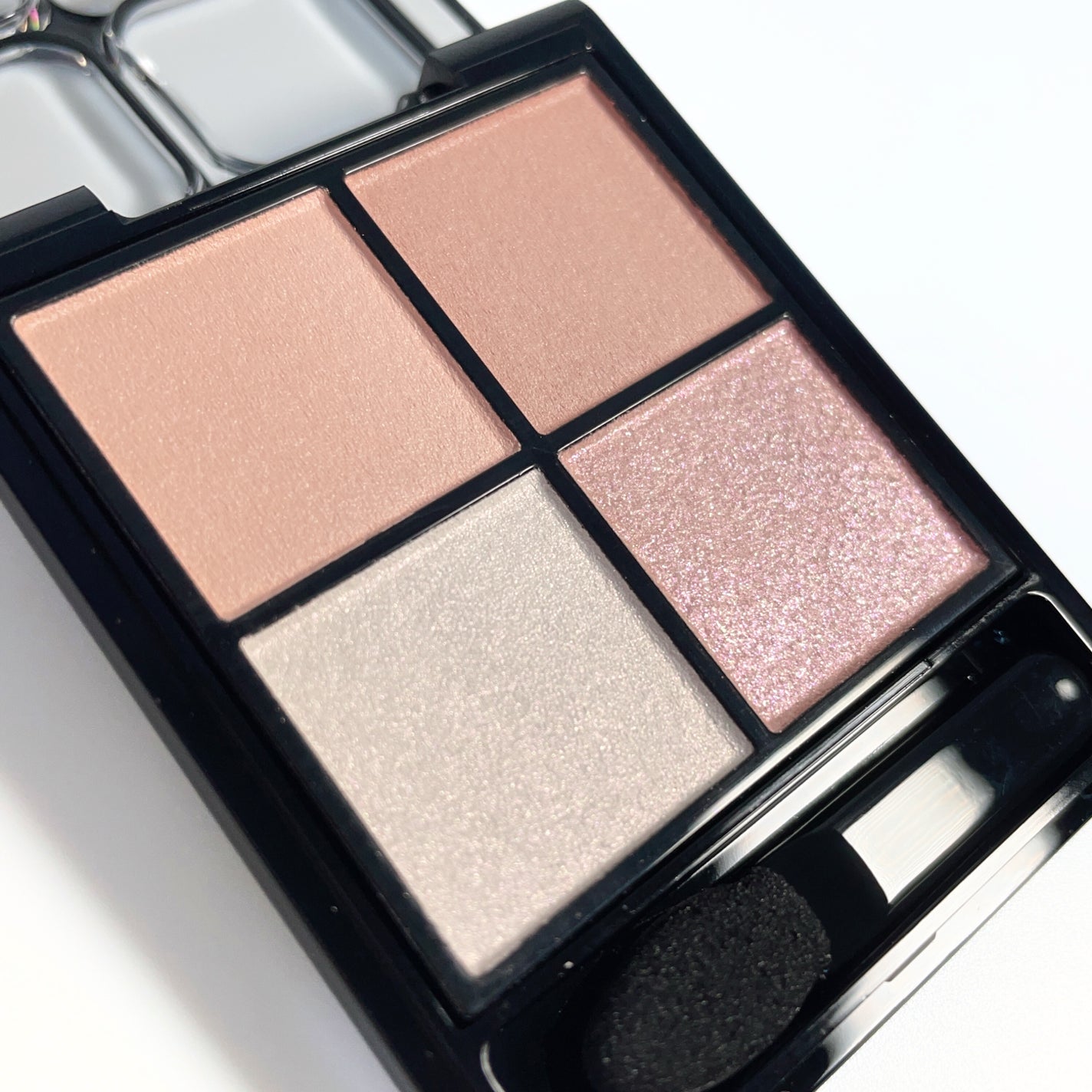 ケイト ポッピングシルエットシャドウ/KATE/アイシャドウパレットを使ったクチコミ(3枚目)