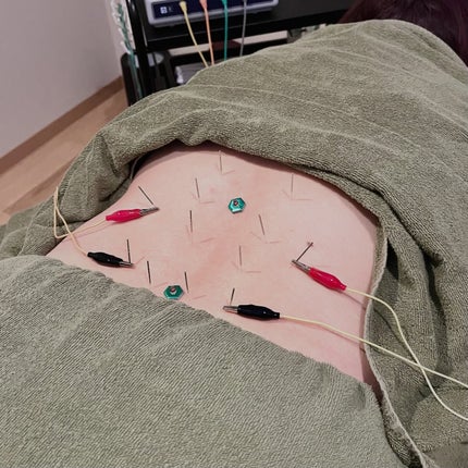 ããã¿ðãã©ãã100 on LIPS ãæžè°·ããåŸæ©6åãããã®å Žæã«ãããéŒã®æ£®ãã§ã90åå
šèº«ãã«..ãïŒ4æç®ïŒ