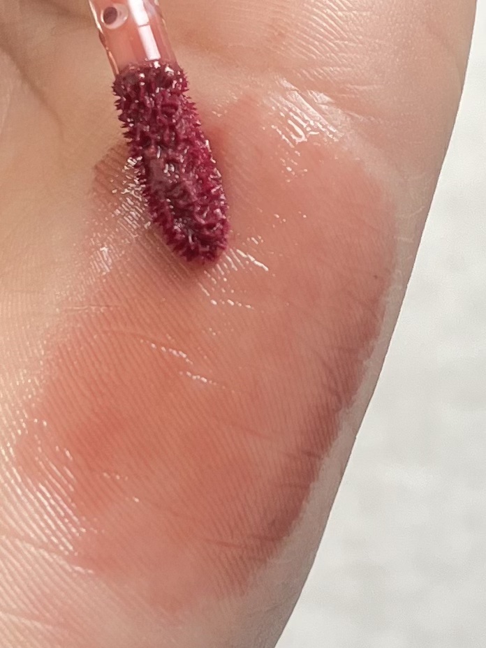 ラカ　マキシグレイヤーティント ＃612　コントゥア/Laka/リップティントを使ったクチコミ（3枚目）