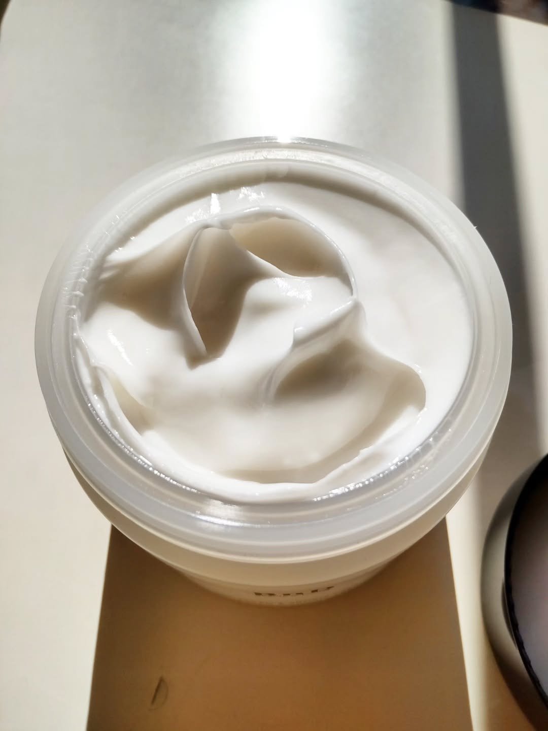 BnDアンダーアームクリーム(ボディクリーム)/BnD/デリケートゾーンケアを使ったクチコミ（2枚目）