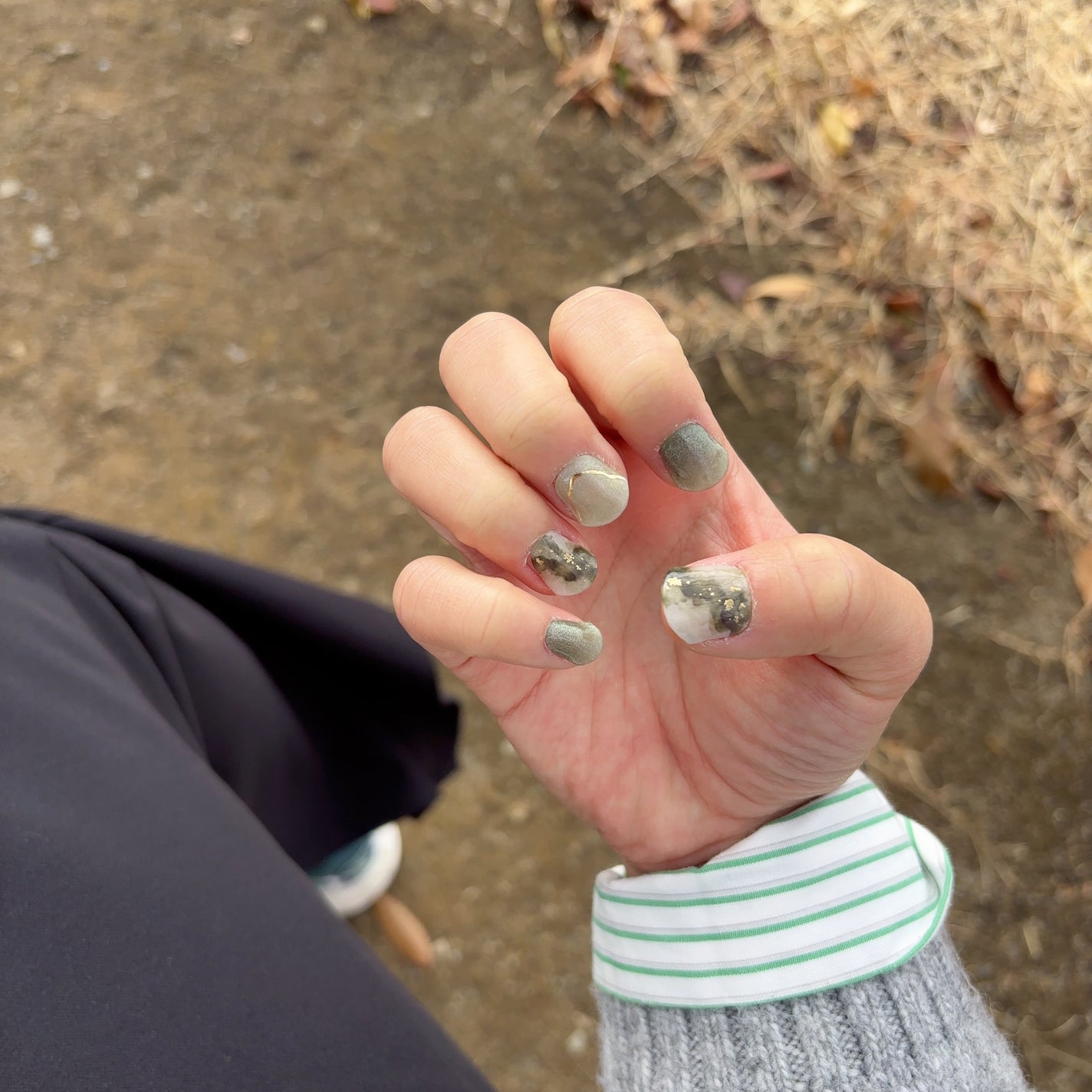 セミキュアジェルネイル(ハンド)/ohora/ネイルシールを使ったクチコミ(2枚目)