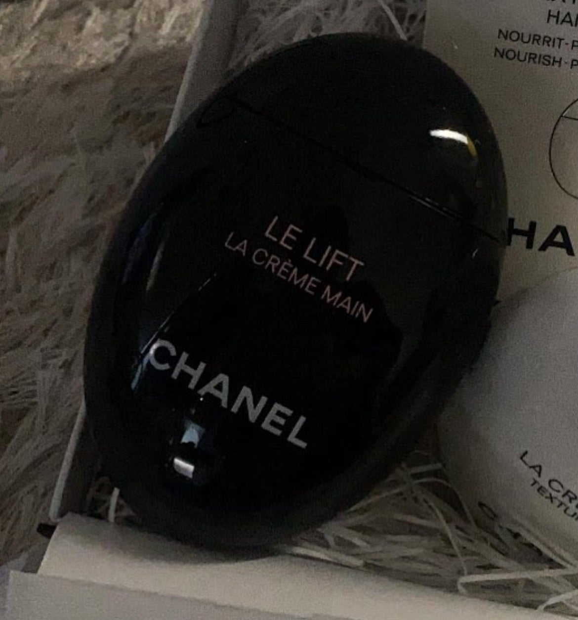 ル リフト ラ クレーム マン/CHANEL/ハンドクリームを使ったクチコミ(1枚目)