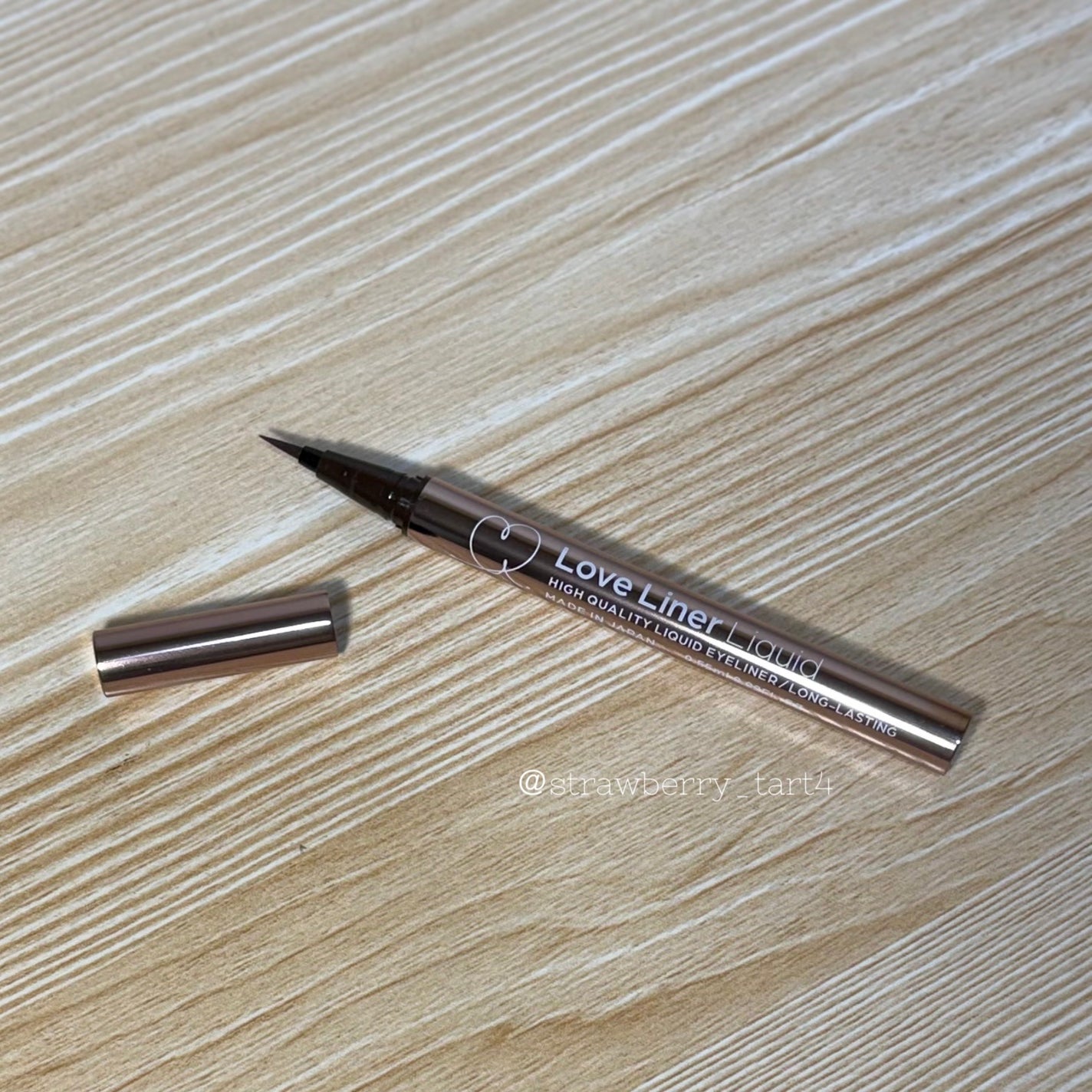 リキッドアイライナーR4/ラブ・ライナー/リキッドアイライナーを使ったクチコミ(4枚目)