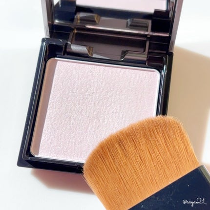 &be ルミナイジングパウダー/&be/パウダーハイライトを使ったクチコミ(4枚目)