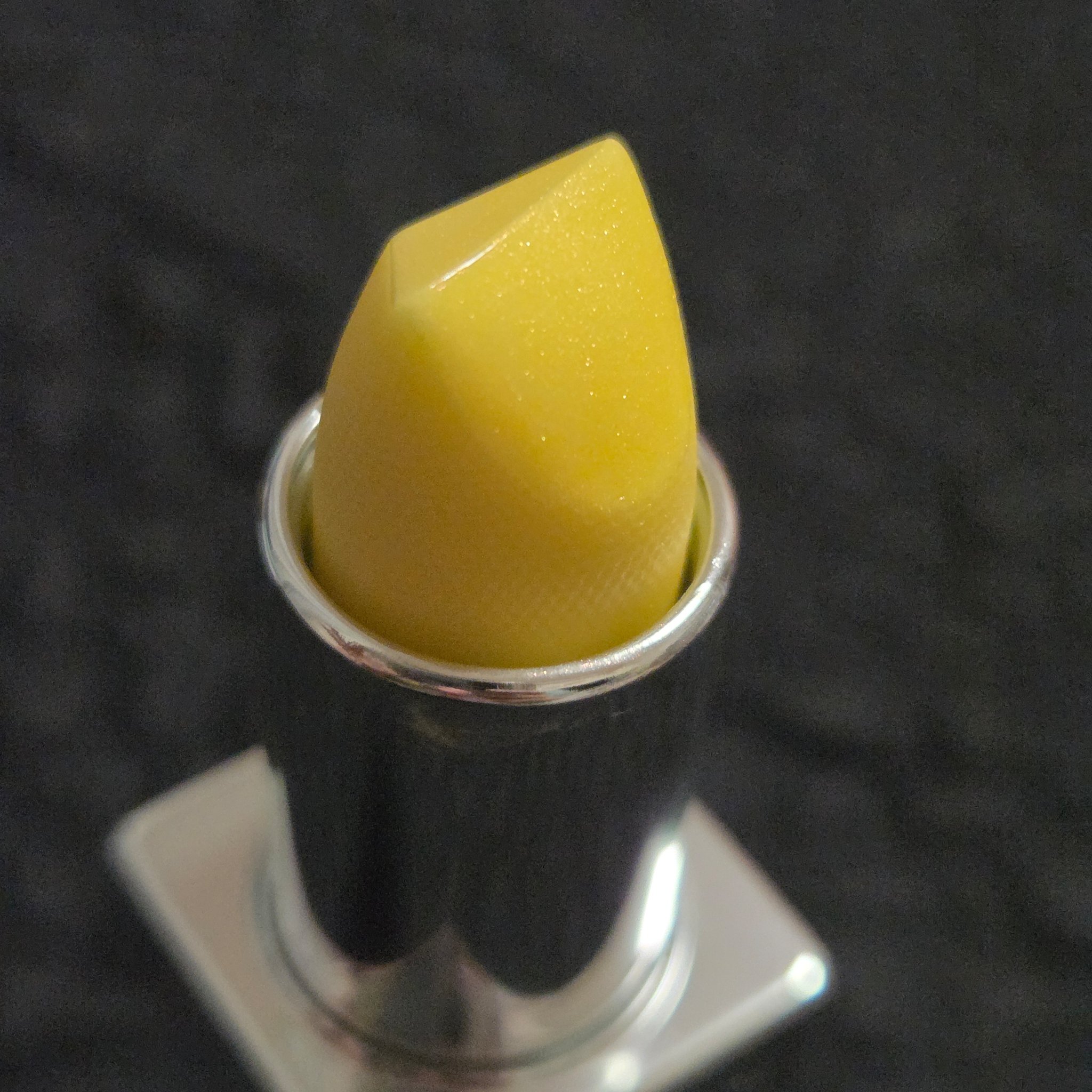 リップ バーム フロスティング ケア/PRADA BEAUTY/リップバームを使ったクチコミ（2枚目）