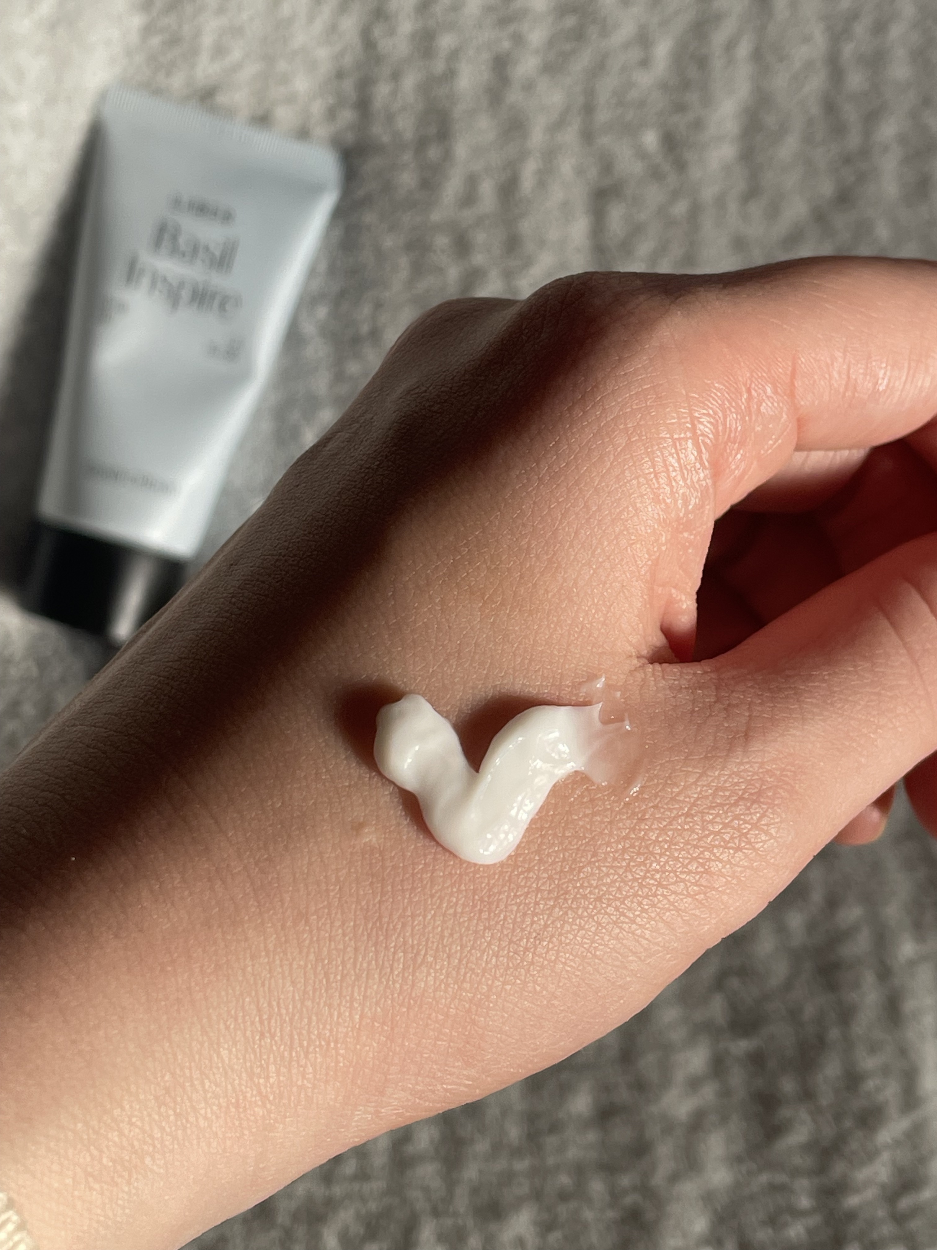 ハンドクリーム Basil Inspire (バジル・インスパイア)/LIBER/ハンドクリームを使ったクチコミ（2枚目）