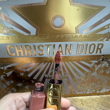 ルージュ ディオール フォーエヴァー リキッド シークイン(クリスマス コレクション 2024 限定品)/Dior/口紅・グロス・リップライナー・リップケアを使ったクチコミ(3枚目)