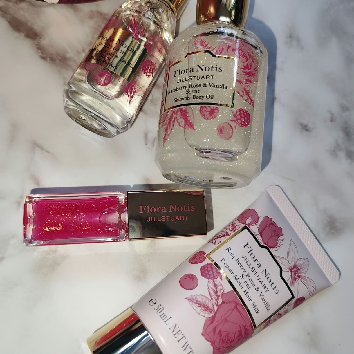 フローラノーティス ジルスチュアート ラズベリーローズ＆バニラ コフレ/Flora Notis JILL STUART/その他キットセットを使ったクチコミ（2枚目）