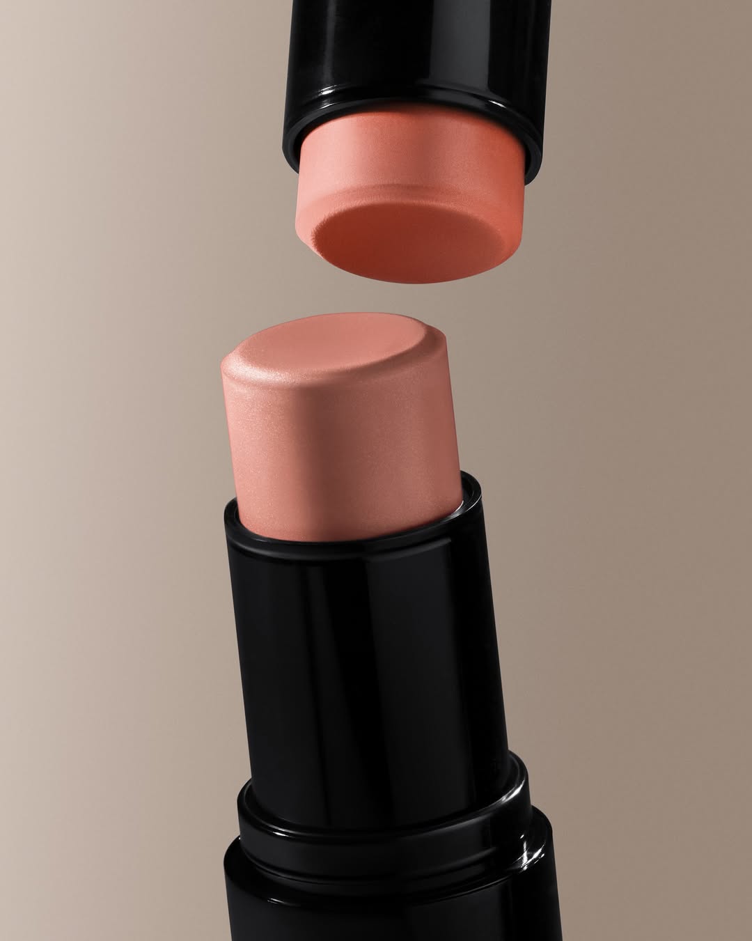 センシュアルヌードグロス/HERA/リップグロスを使ったクチコミ（3枚目）