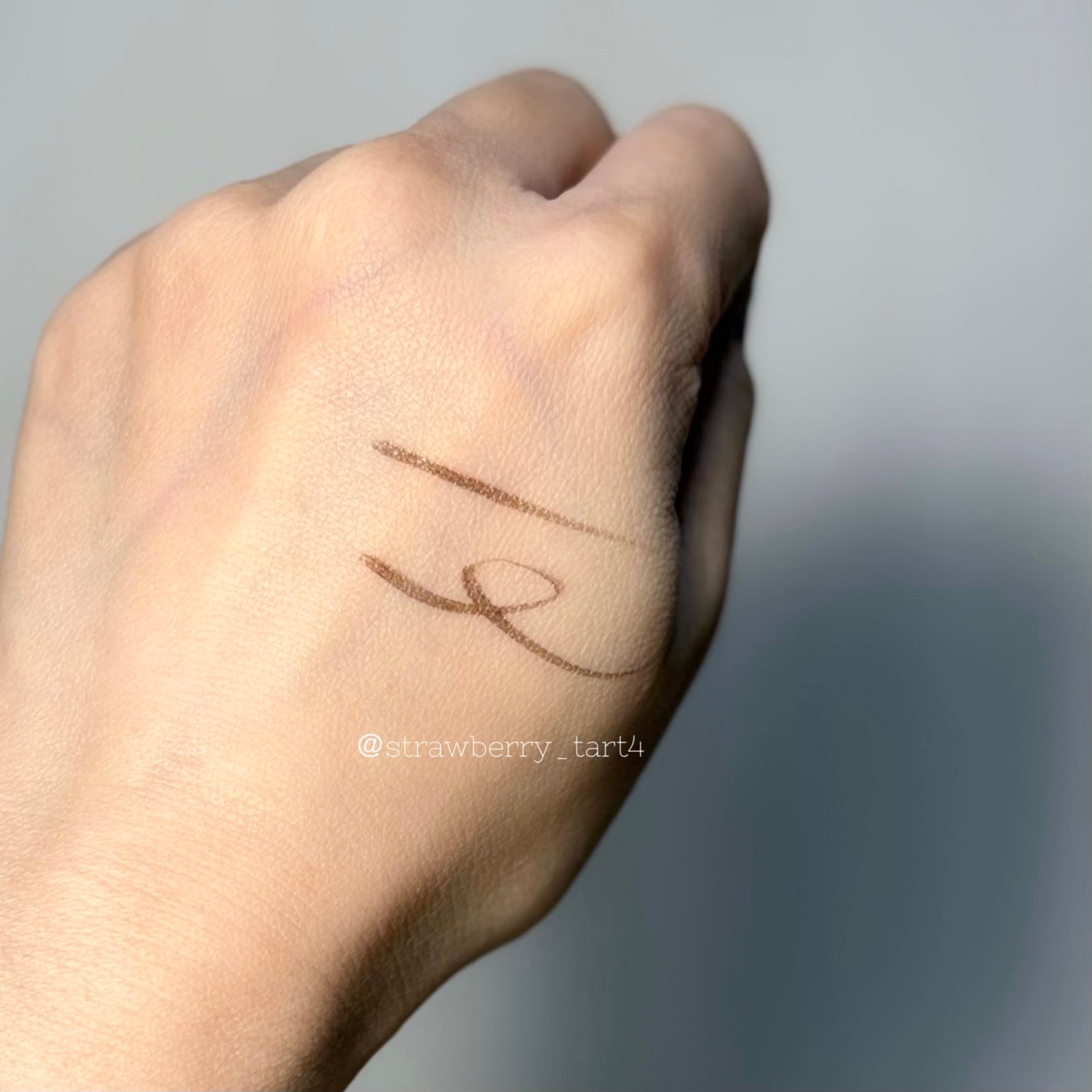 リキッドアイライナーR4/ラブ・ライナー/リキッドアイライナーを使ったクチコミ(2枚目)