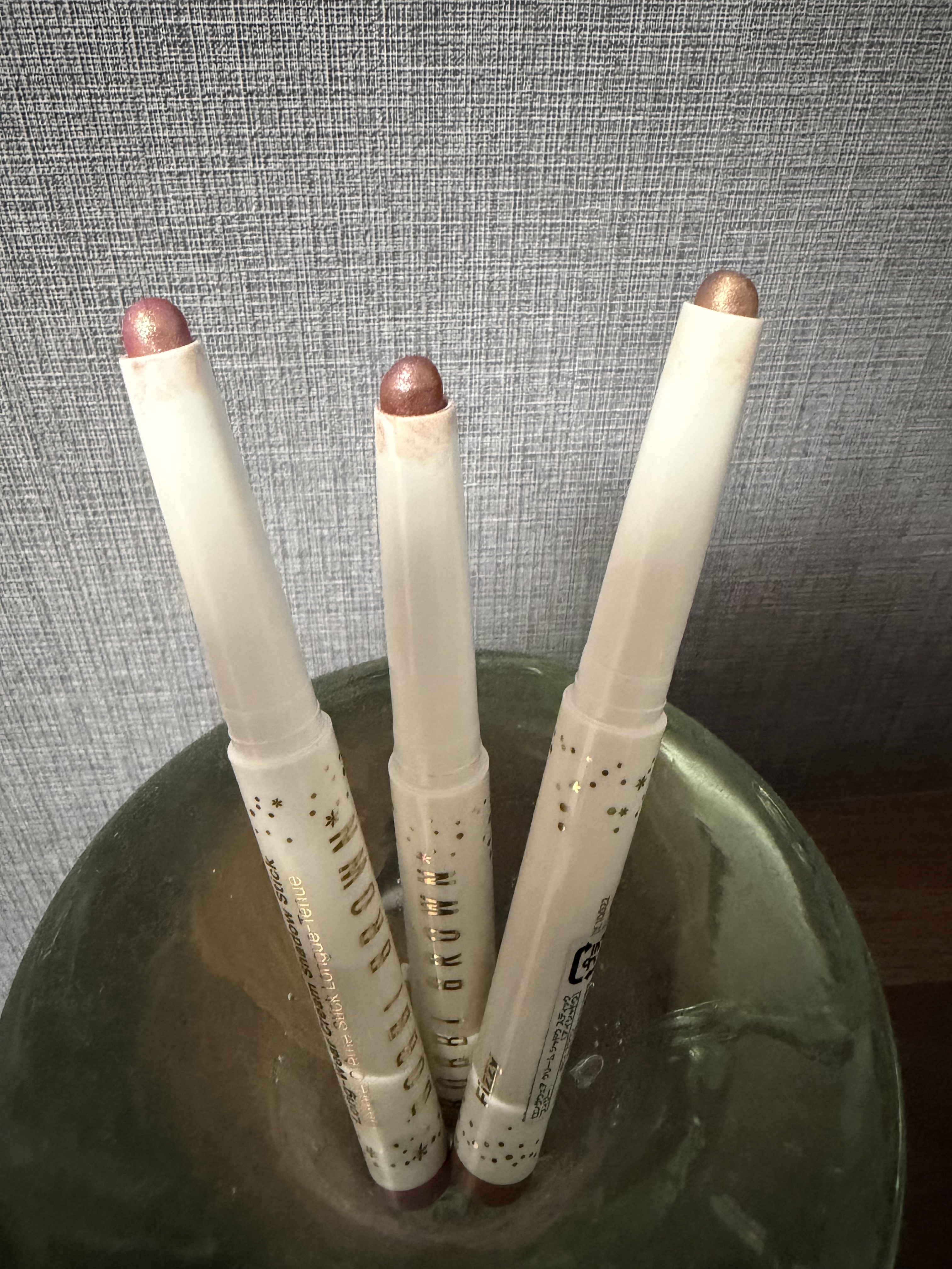 ロングウェア クリーム シャドウ スティック シュガード/BOBBI BROWN/スティックアイシャドウを使ったクチコミ（1枚目）