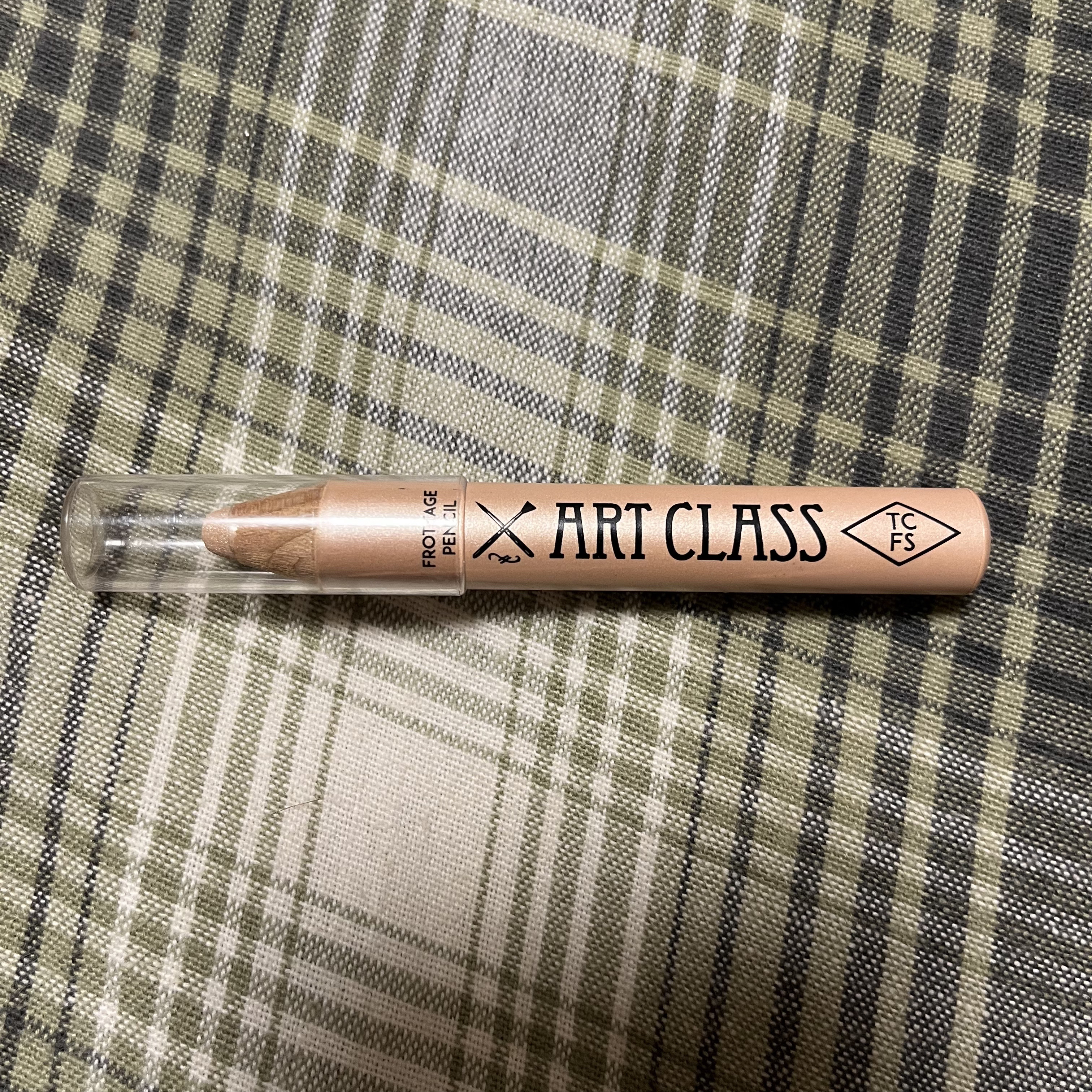 アートクラス フロッタージュペンシル #1 Shining Linen(シャイニングリネン) /too cool for school/スティックアイシャドウを使ったクチコミ（2枚目）