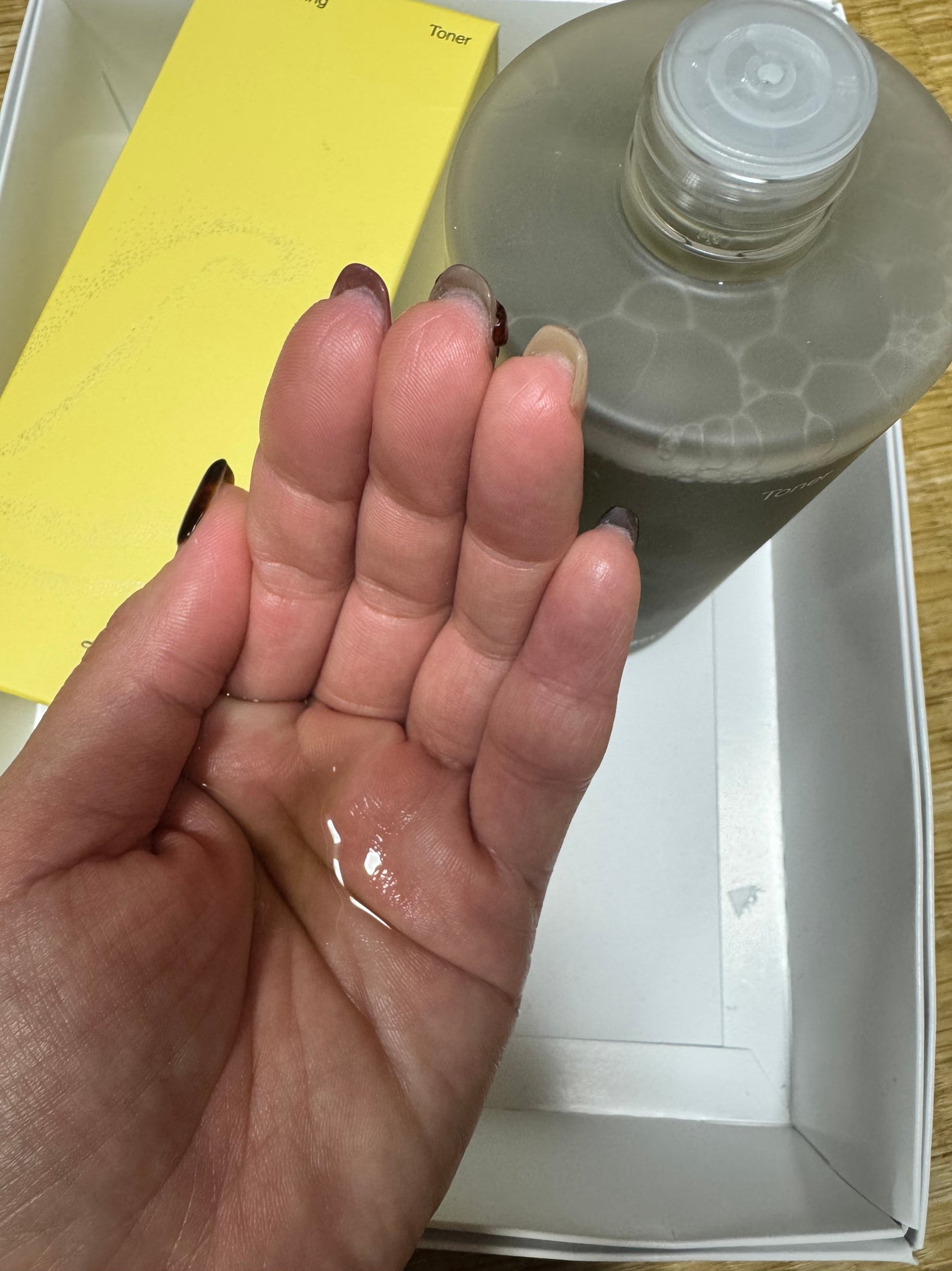 みかりん on LIPS 「コットンに浸してパック化粧水として使用することで、浸透感が感じ..」(2枚目)