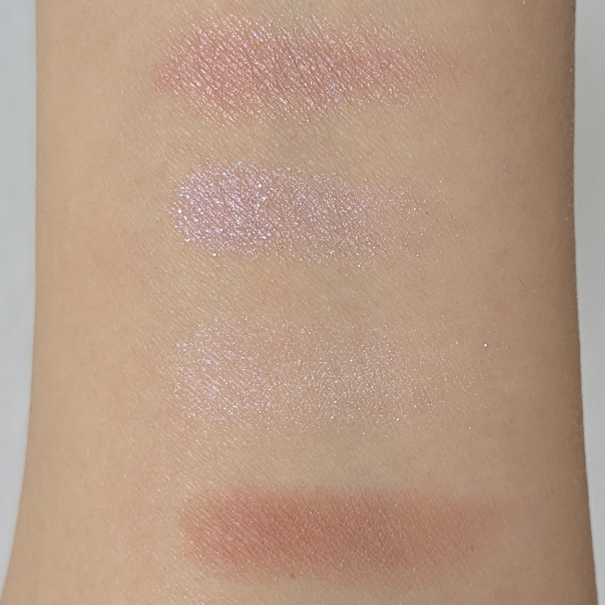 リアルクローズシャドウ/excel/アイシャドウパレットを使ったクチコミ（3枚目）