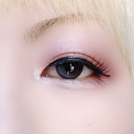 レブロン ダズル アイシャドウ クアッド/REVLON/アイシャドウパレットを使ったクチコミ(5枚目)