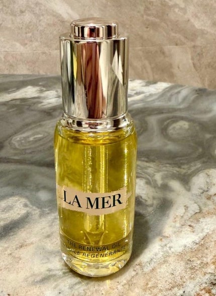 LA MER ザ・リニューアル オイルのクチコミ「LA MER ザ・リニューアル オイル
【使った商品】
LA MER
ザ・リニューアル オイ.....」(1枚目)