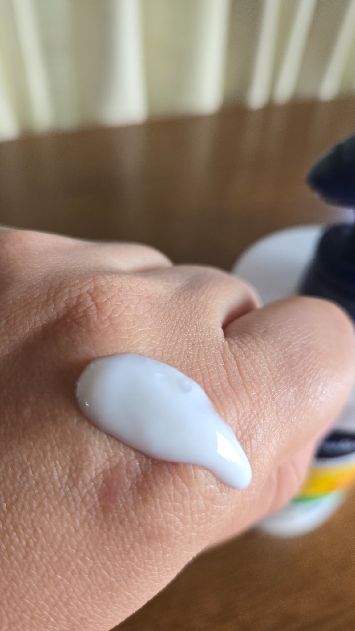 ディープリーエンリッチド ボディローション フォレストレモンの香り/ヴァセリン/ボディローションを使ったクチコミ（2枚目）