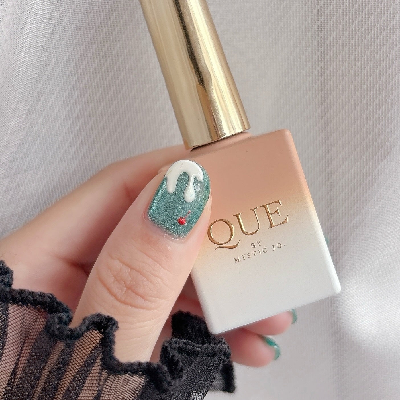 𝘼𝙮𝙪 ❦ 𝑆𝑒𝑙𝑓 𝑁𝑎𝑖𝑙 on LIPS 「❥こんばんは𓂅꙳𖤐セルフネイラーの@au_nailです♡先..」(3枚目)