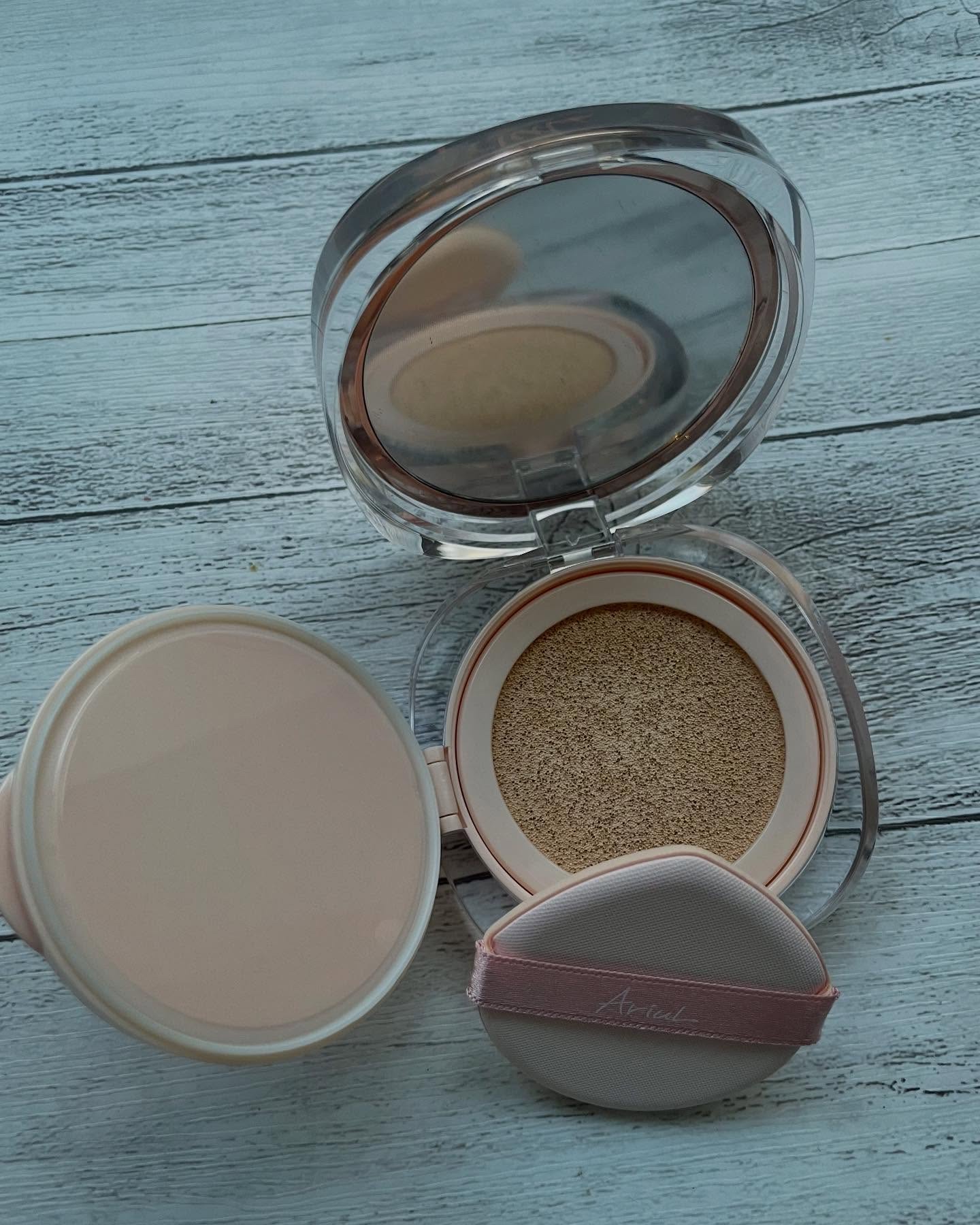 アリウル インクフェザーカバーラスティングクッション/Ariul/クッションファンデーションを使ったクチコミ（2枚目）