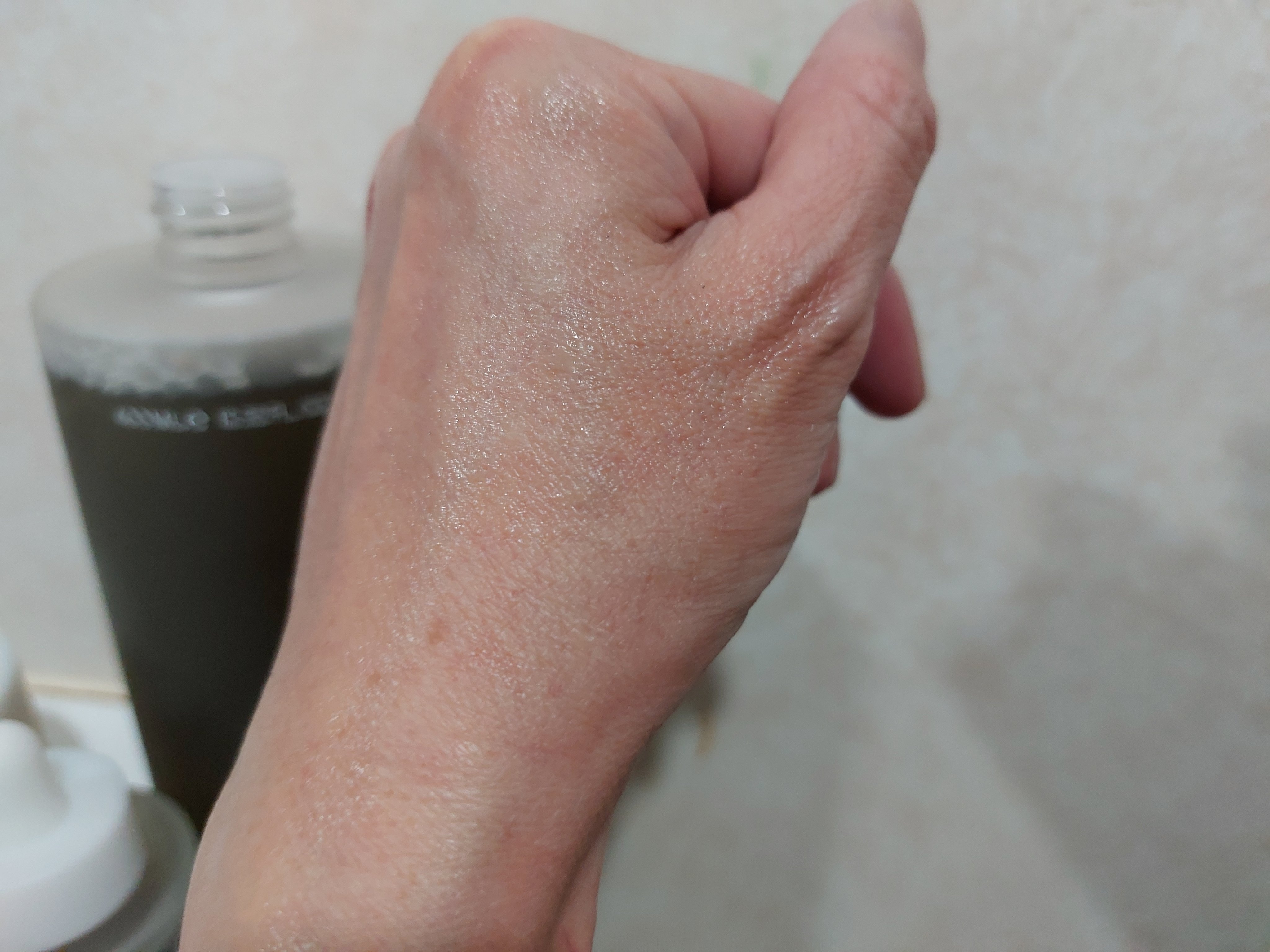 ファーストバランシングトナー/Lowlize/化粧水を使ったクチコミ（3枚目）