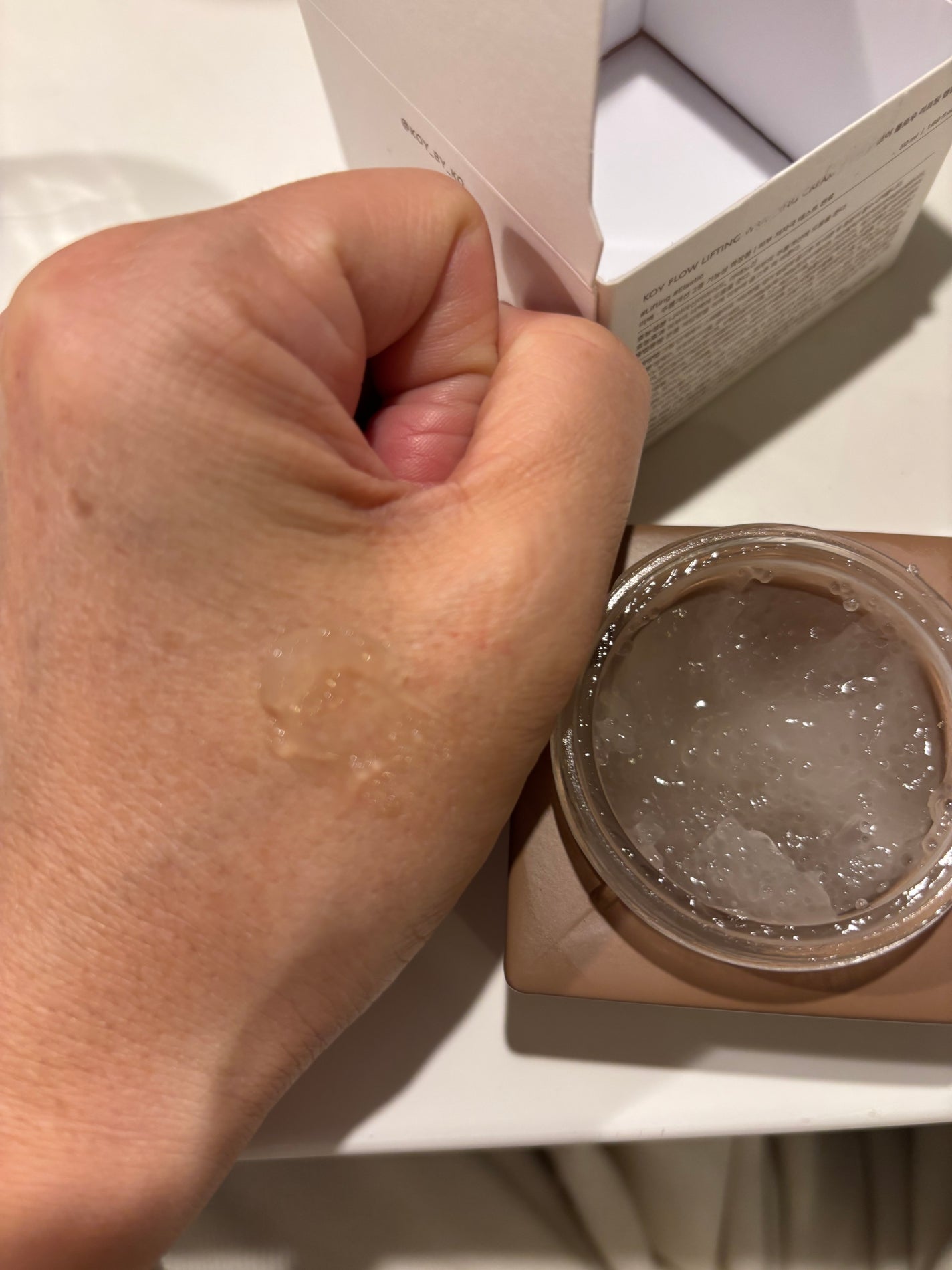 フローリフティングラッピングクリーム/koy/フェイスクリームを使ったクチコミ(4枚目)