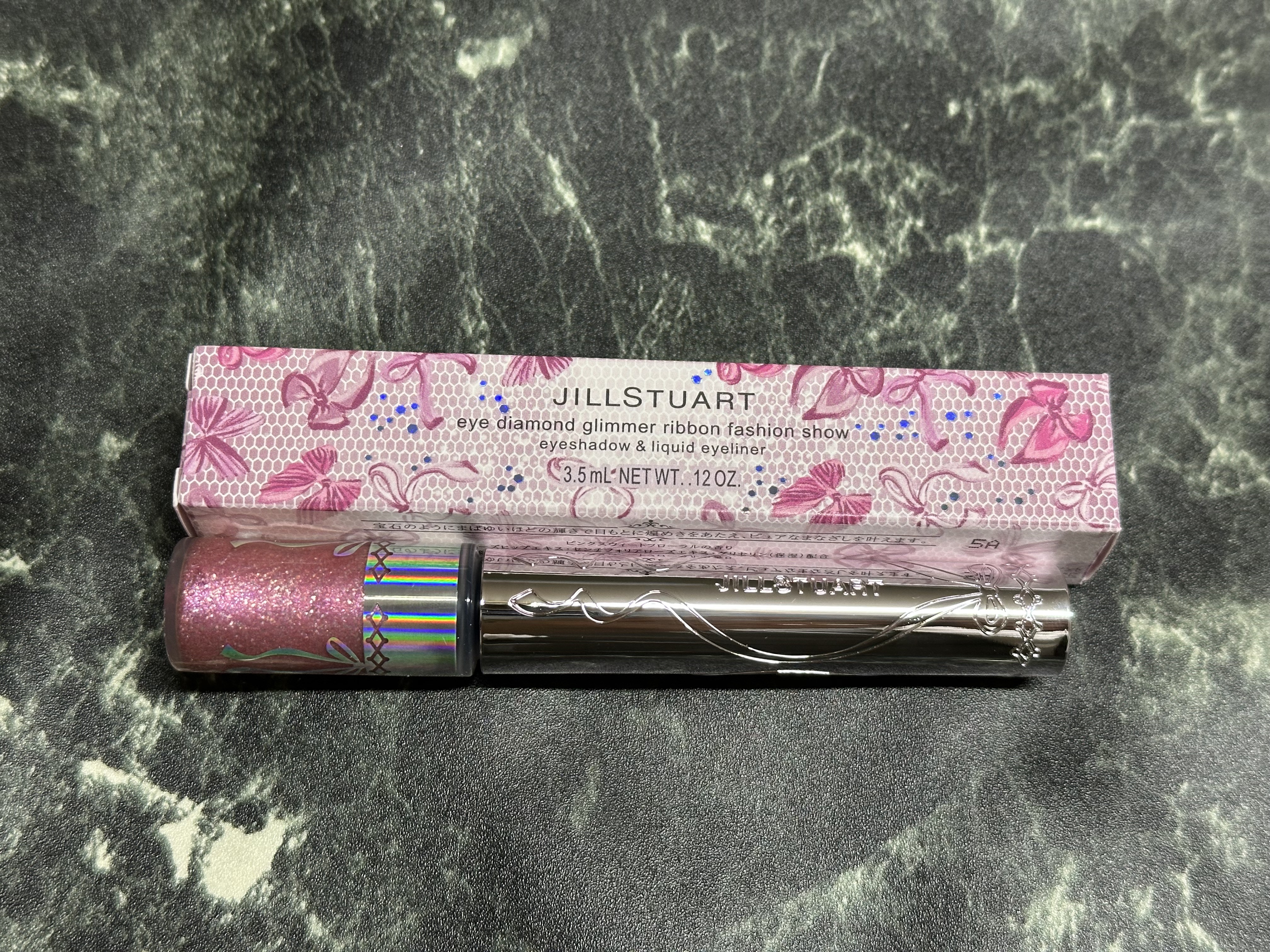 ジルスチュアート　アイダイヤモンド グリマー 15 ruby ribbon（限定色）/JILL STUART/グリッターを使ったクチコミ（1枚目）