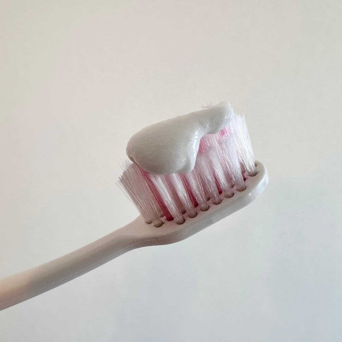 ピュオーラ 炭酸ハミガキ【医薬部外品】/ピュオーラ/歯磨き粉を使ったクチコミ(3枚目)