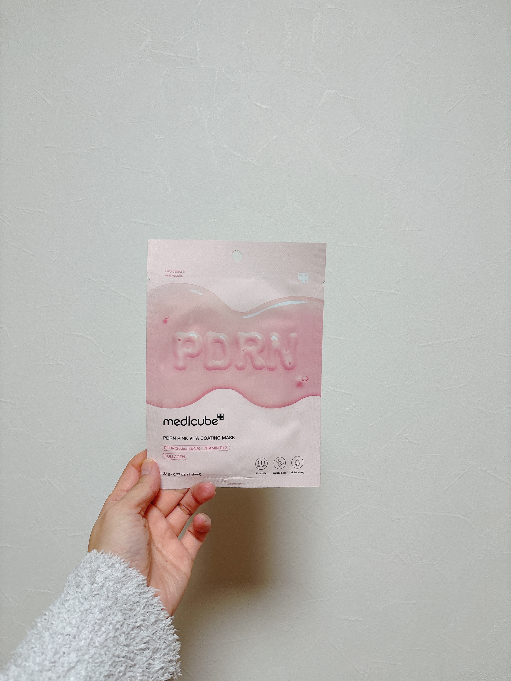 PDRNピンクビタコーティングマスク 1枚(22g)/MEDICUBE/シートマスク・パックを使ったクチコミ（1枚目）