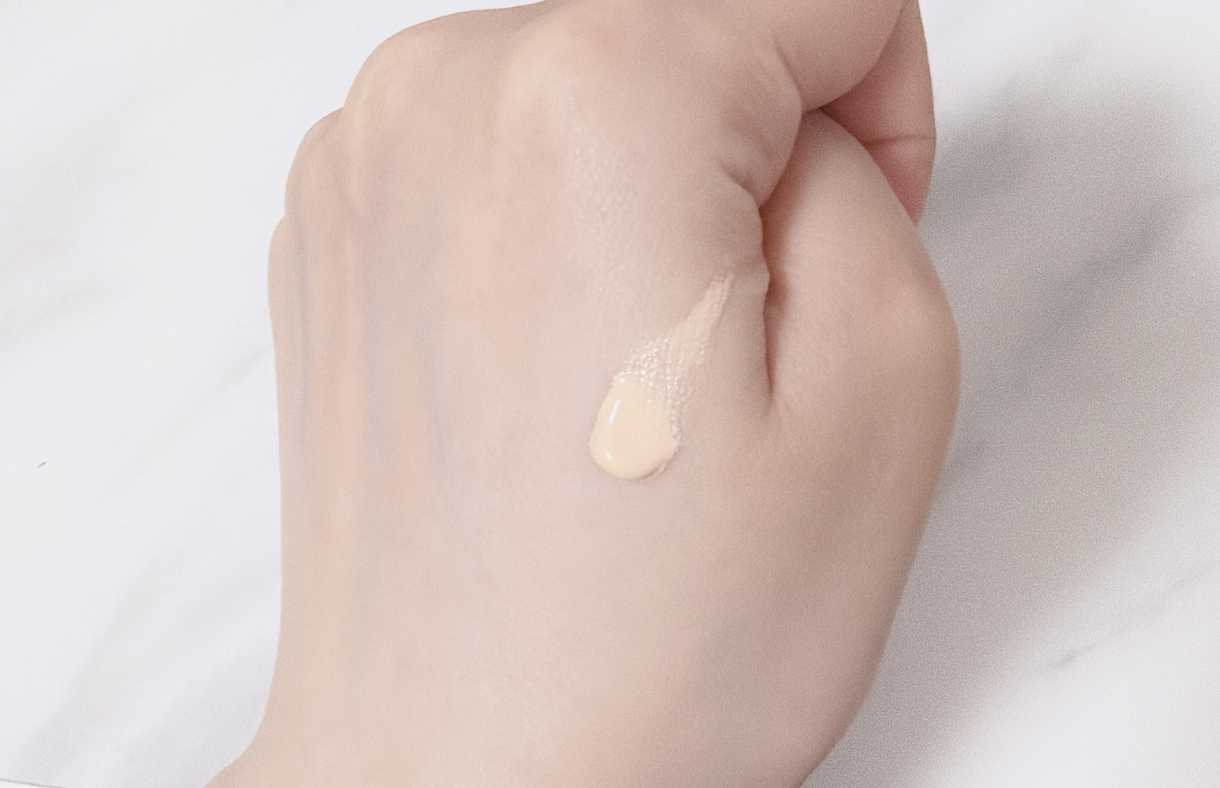 3番 ノーファンデ陶器肌トーンアップクリーム/numbuzin/化粧下地を使ったクチコミ（2枚目）