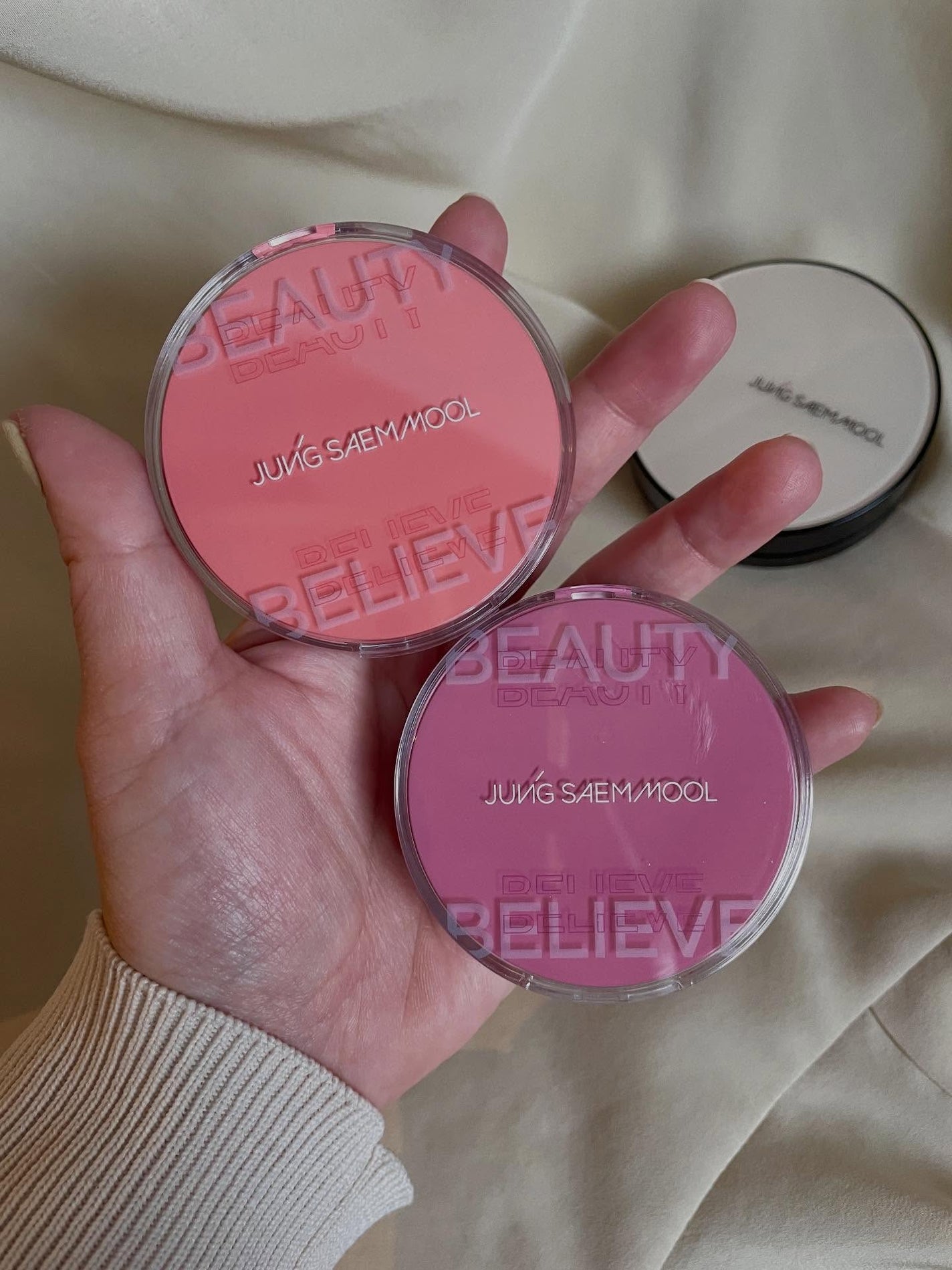 エッセンシャル スキン ヌーダー クッション/JUNG SAEM MOOL/クッションファンデーションを使ったクチコミ(2枚目)