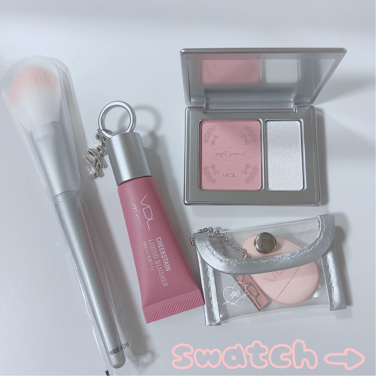 ＶＤＬ　チークステイン　リキッド　ブラッシャー 04　ディア　モーブ/VDL/リキッドチークを使ったクチコミ（2枚目）