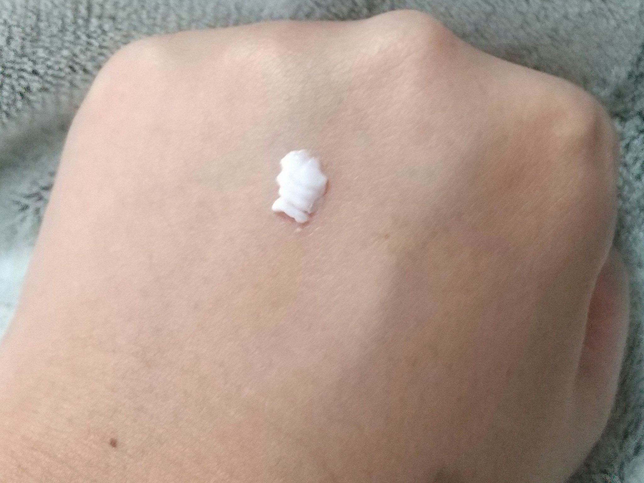 CHASIN'RABBITS チェイシンラビッツパヒュームハンドラブのクチコミ「【使った商品】チェイシンラビッツパヒュームハンドラブ
【商品の特徴】ハンドクリーム
【使用感】.....」（3枚目）