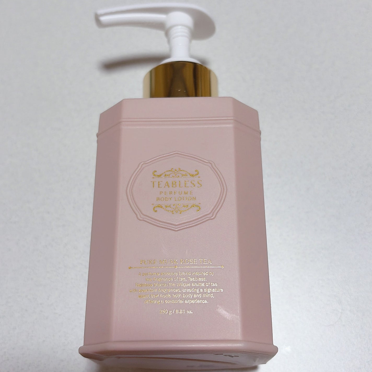 パフュームボディローションピュアムスクローズティー/TEABLESS/ボディローションを使ったクチコミ(2枚目)