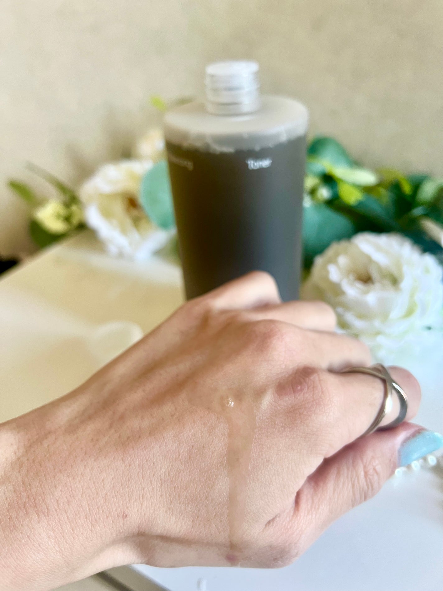 ファーストバランシングトナー/Lowlize/化粧水を使ったクチコミ(2枚目)