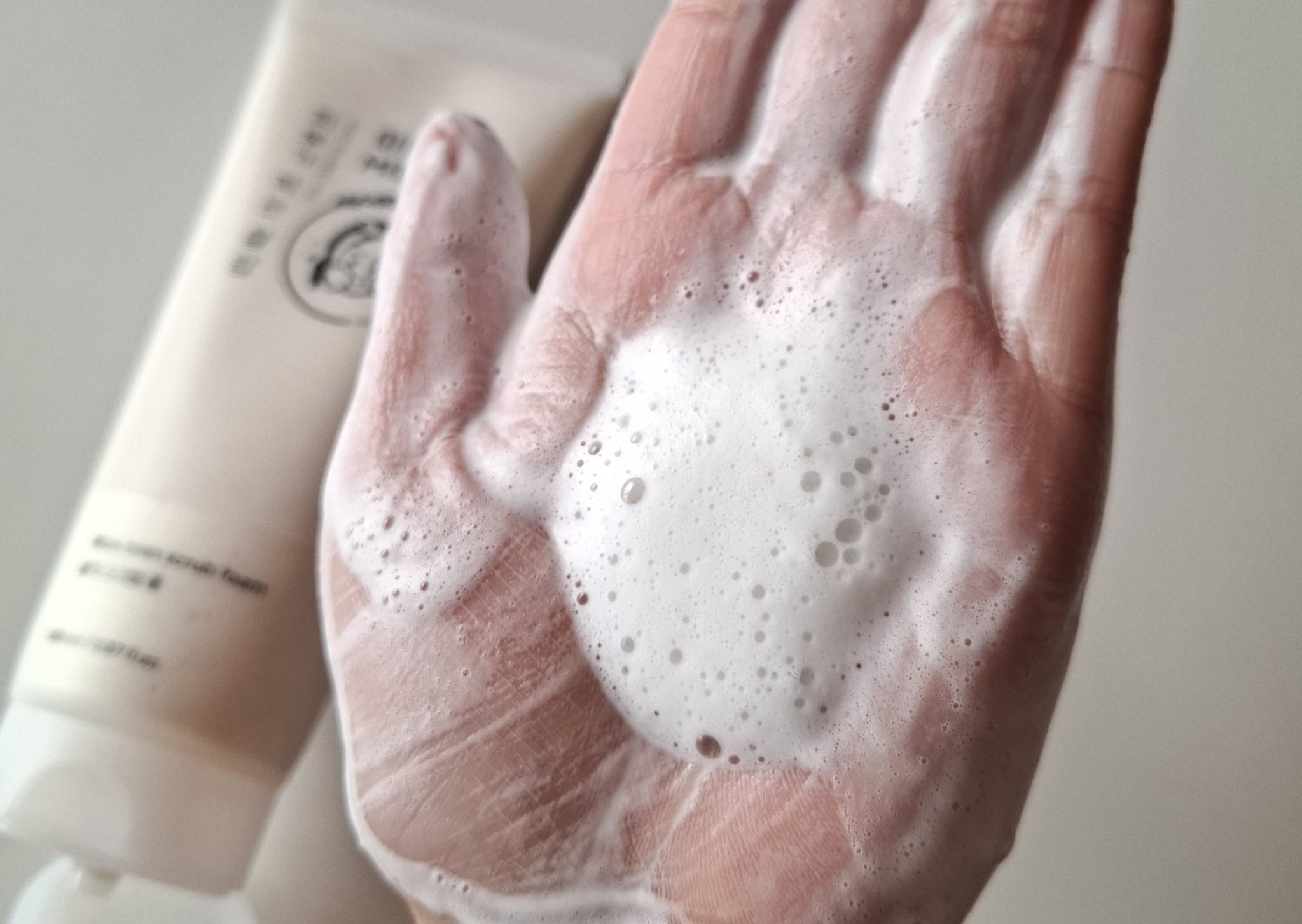 米ぬか スクラブ クレンジング 洗顔フォーム/MIDHA/洗顔フォームを使ったクチコミ（3枚目）