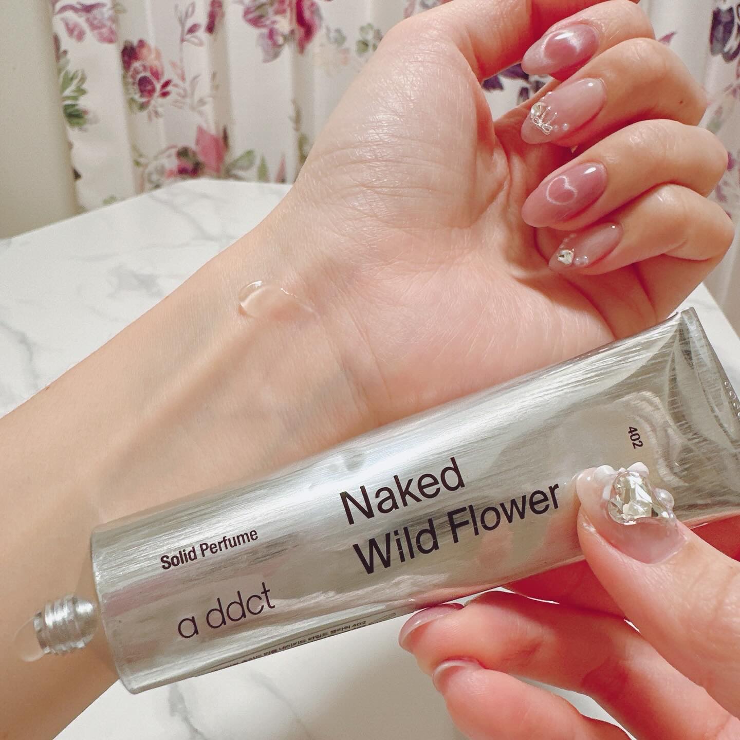 オードパフューム イートザピーチ/Addct/香水(レディース)を使ったクチコミ（2枚目）