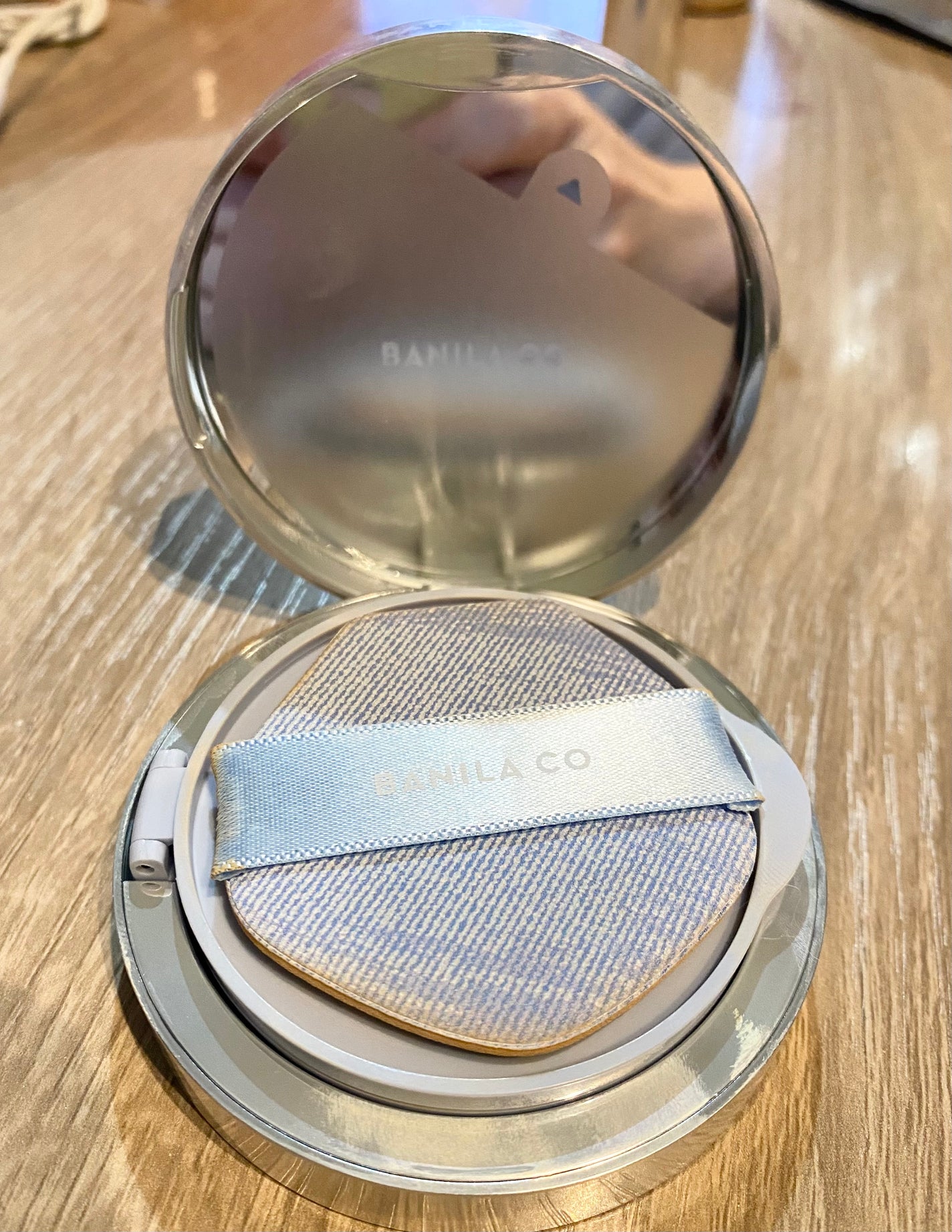 デニムエディション ホワイトクッション フィクサー/BANILA CO/クッションファンデーションを使ったクチコミ(2枚目)