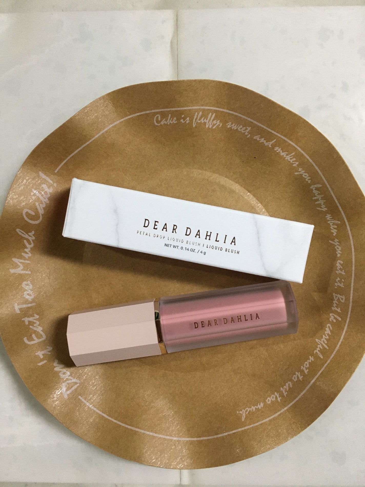 supreme_glow_5uwi on LIPS 「DEARDAHILAPetalDropLiquidBlush~..」(1枚目)