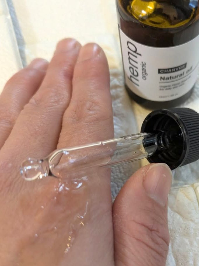 ヘンプ・ナチュラルオイル/CHANVRE/ボディクリームを使ったクチコミ（2枚目）