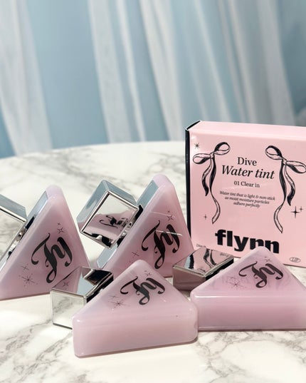 ダイブ ウォーター ティント/Flynn/リップティントを使ったクチコミ(5枚目)